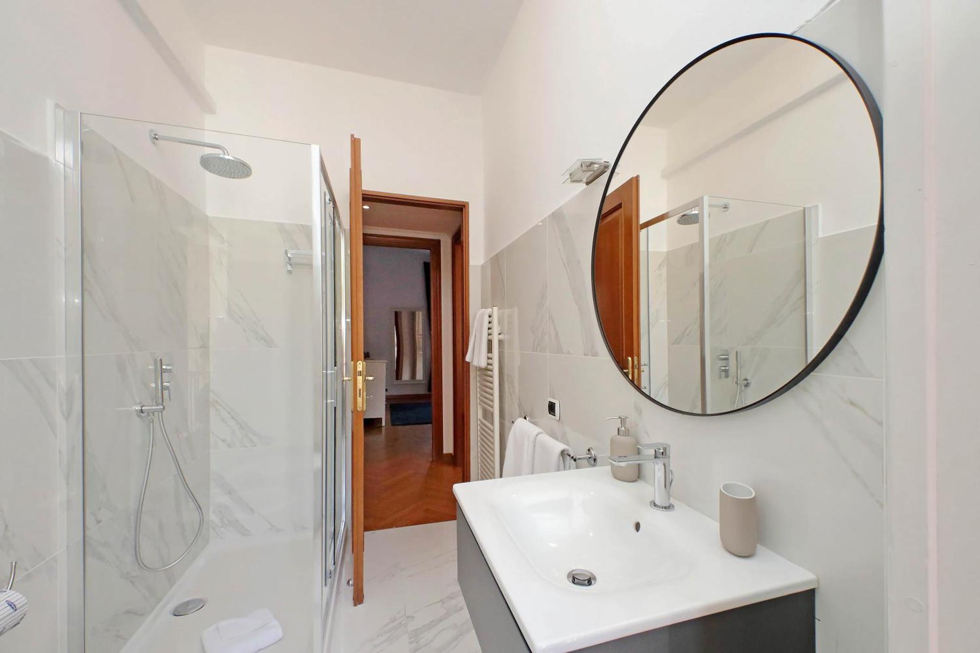 Ych-Comfortable 2 Bedrooms Flat Near Colosseum Roma Eksteriør bilde