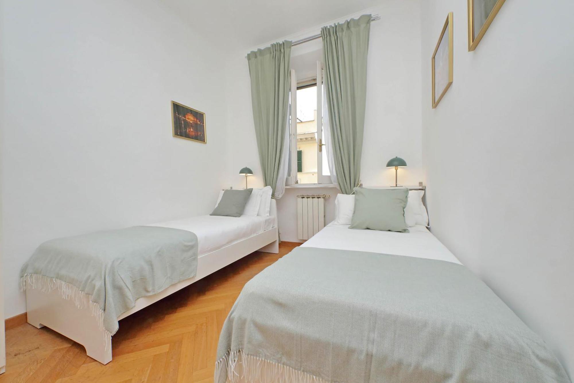 Ych-Comfortable 2 Bedrooms Flat Near Colosseum Roma Eksteriør bilde