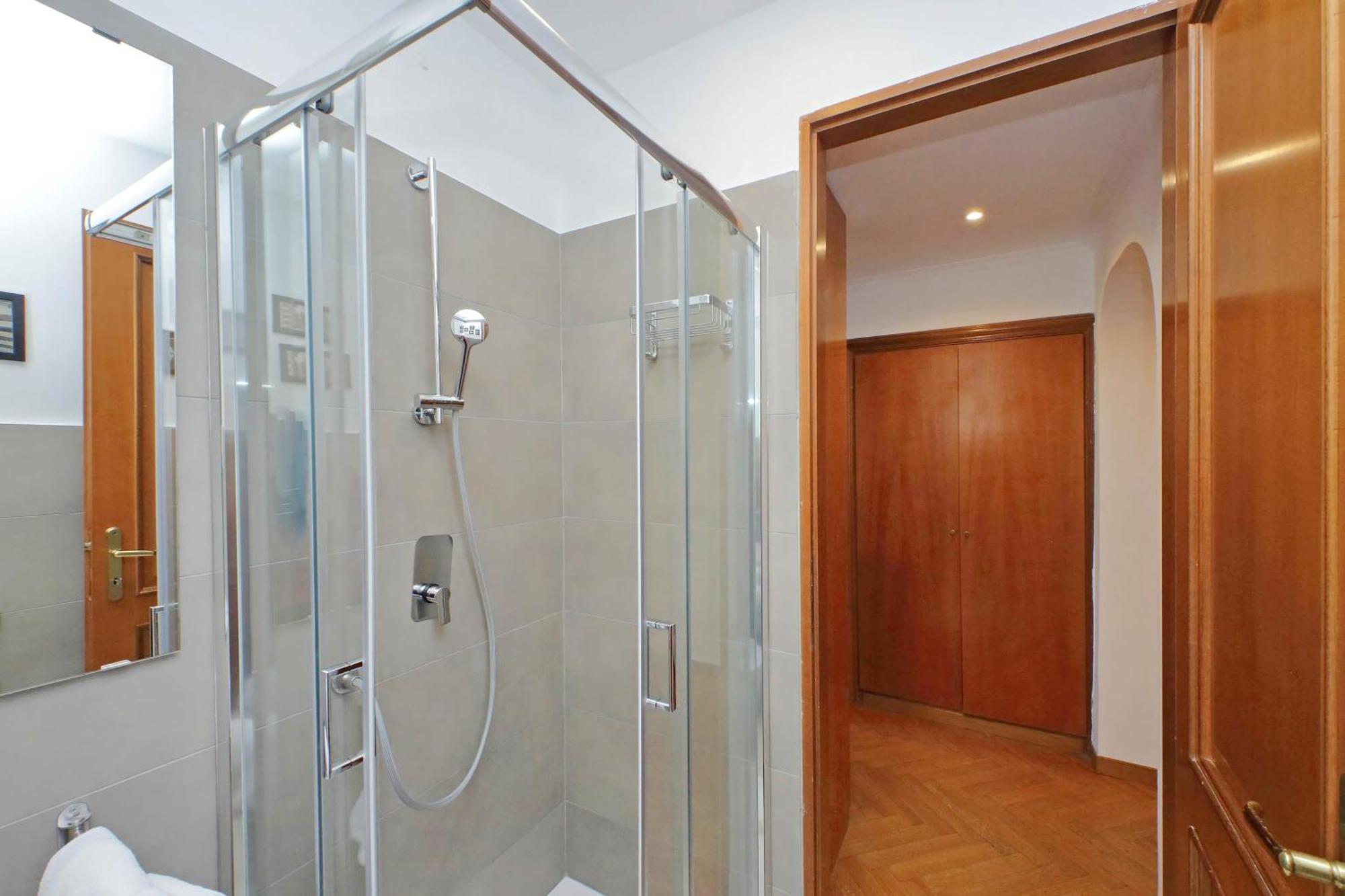Ych-Comfortable 2 Bedrooms Flat Near Colosseum Roma Eksteriør bilde